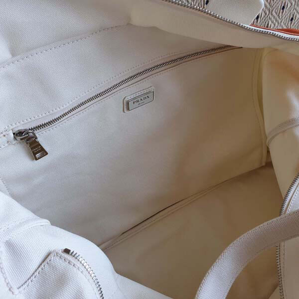 プラダ大ハンドバッグ偽物2wayロゴ付カナパアイボリー×オレンジ